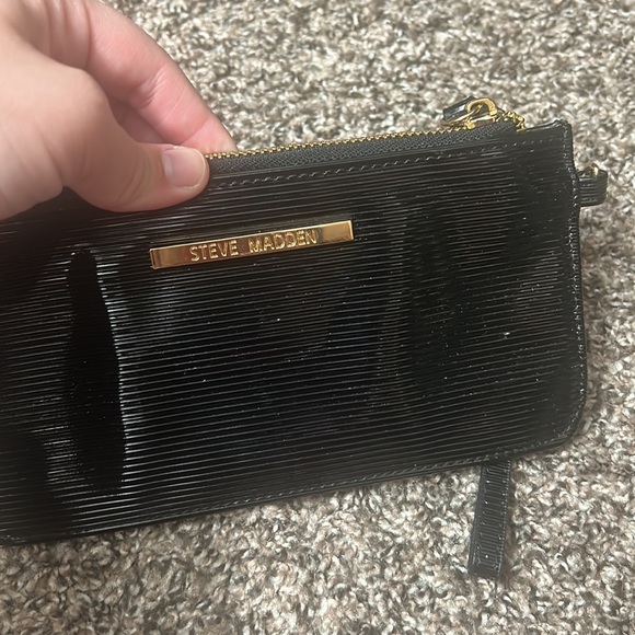 Steve Madden Black Wristlet Wallet - Picture 5 of 12